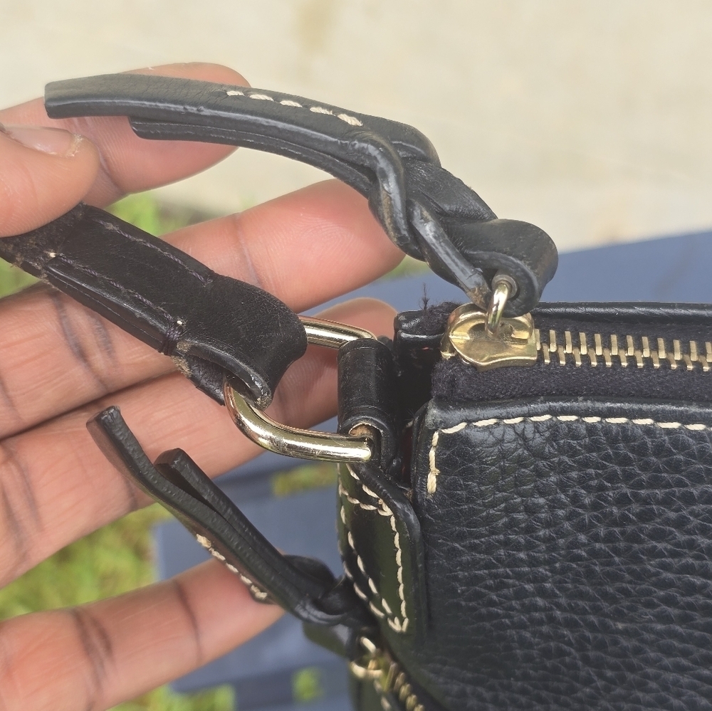 Dooney & Bourke Black Pebble Grain Crossbody Shoulder Bag Black Pockets - Picture 11 of 16
